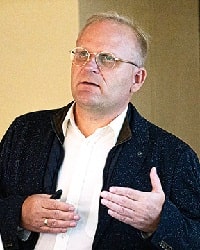 Piotr Borczyiski